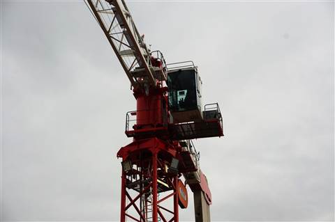 Lextan_Bouygues_Construction_cabine_grue-1-scaled